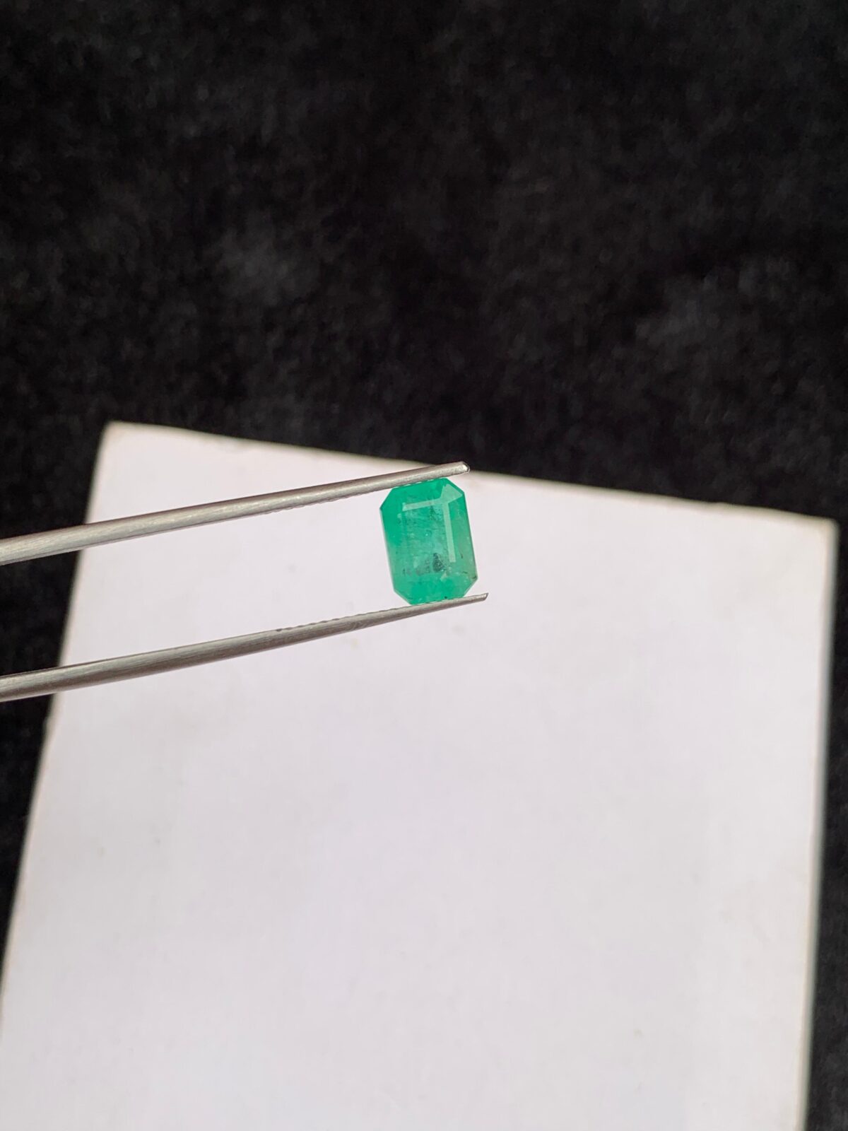 AA grade natural pansher emerald stone having flawless and beauty 